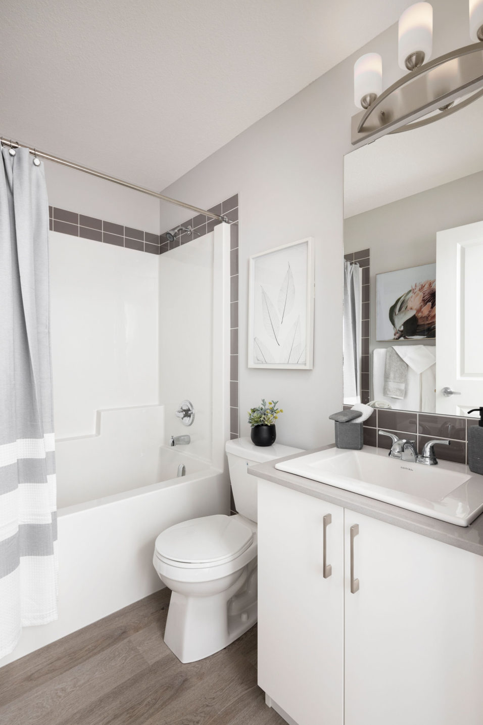 211 main bathroom